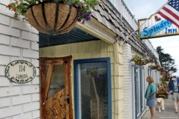 SPINDRIFT INN (Manzanita)
